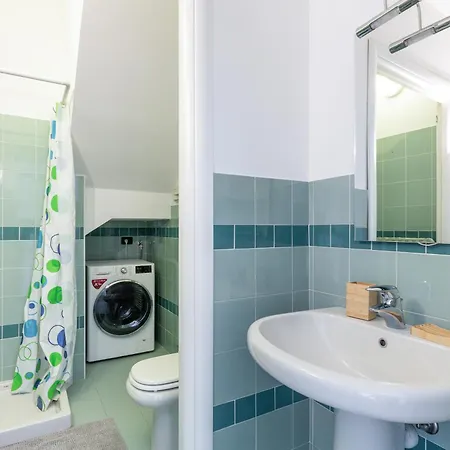 Hbhall Urban Loft דירה *